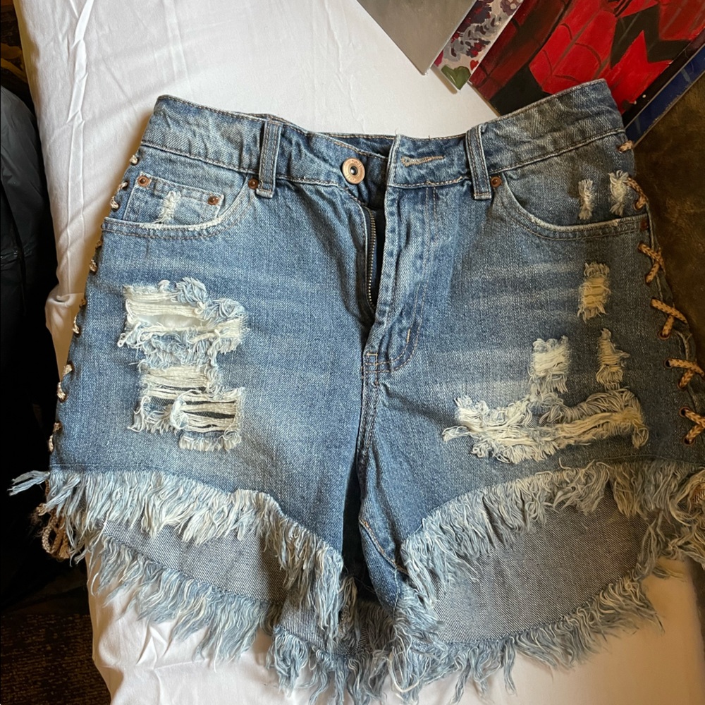 cute hipster mid/high rise jean shorts